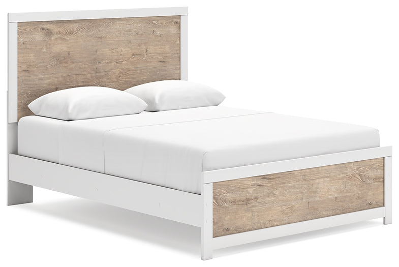 Charbitt  Panel Bed