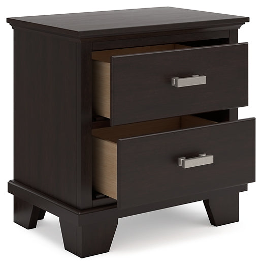 Covetown Full Panel Bed with Mirrored Dresser and 2 Nightstands