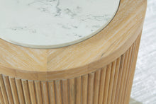 Load image into Gallery viewer, Camdill Round End Table
