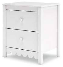 Load image into Gallery viewer, Hallityn Full Panel Headboard with Dresser, Chest and 2 Nightstands
