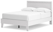 Load image into Gallery viewer, Hallityn Full Panel Platform Bed with Dresser, Chest and Nightstand
