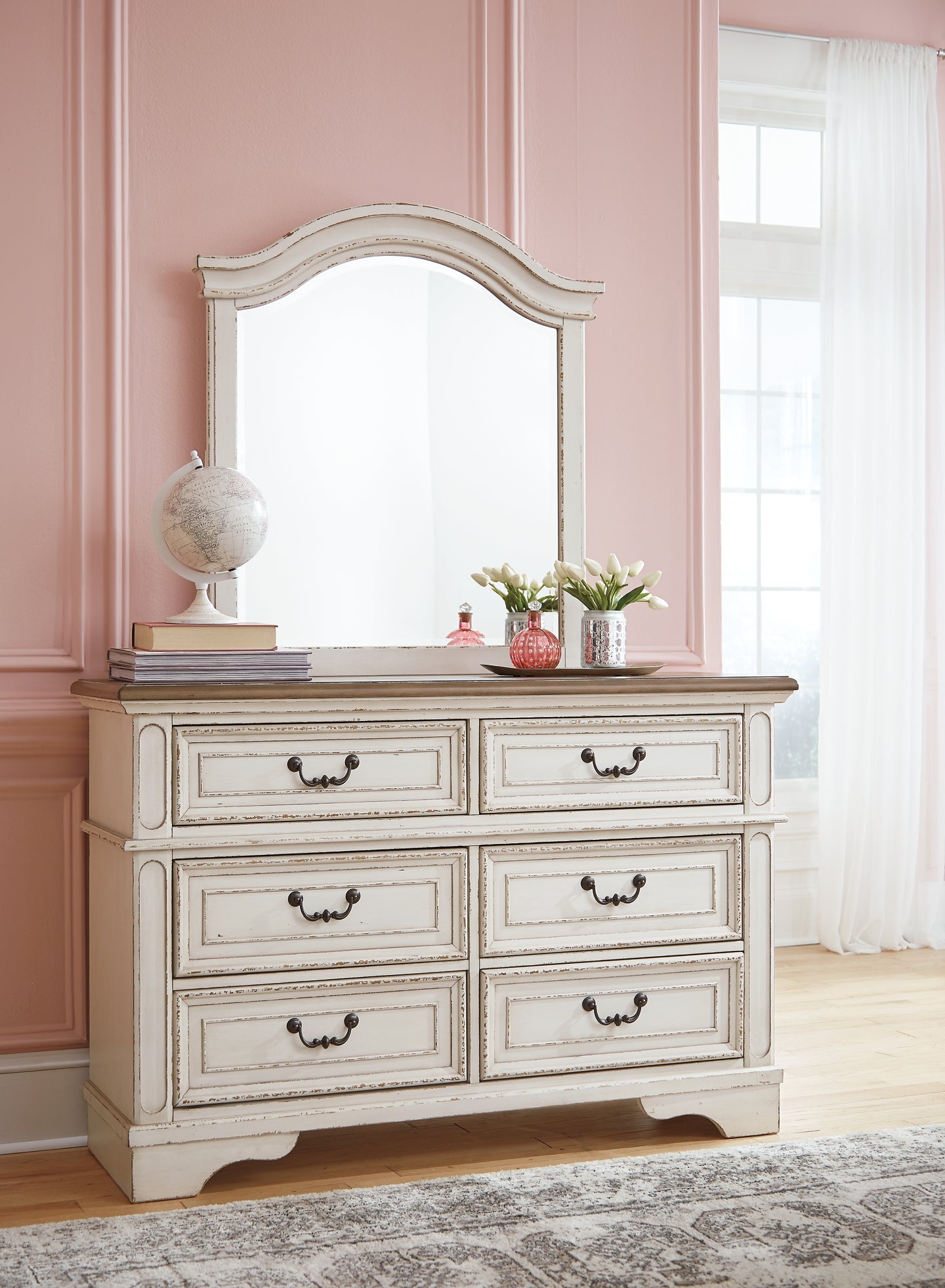 Realyn Twin Panel Bed with Mirrored Dresser and Chest