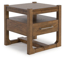 Load image into Gallery viewer, Cabalynn Square End Table
